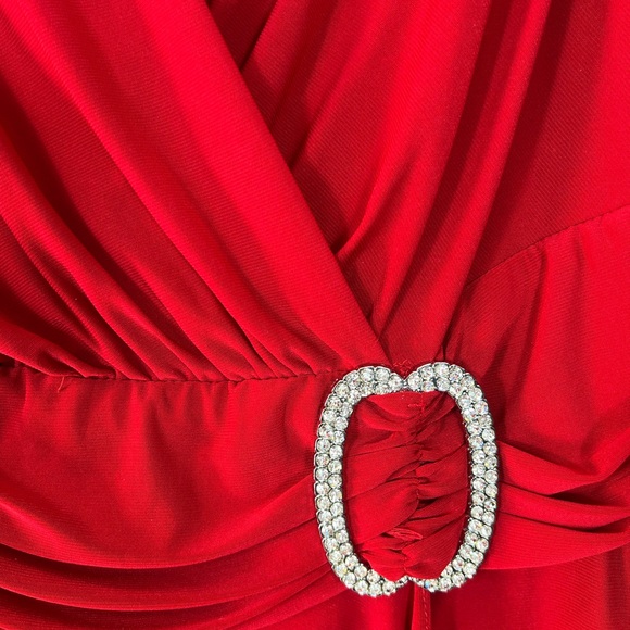 R&M Richards Vibrant Red Asymmetrical Dress - Picture 7 of 10